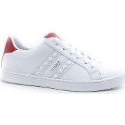 Chaussures Guess Sneaker Borchie Retro Red White FL5RLKELE12