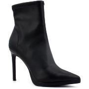 Chaussures Steve Madden Kaylani Stivaletto Tronchetto Donna Black KAYL...