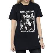 T-shirt Disney Every Fairy Tale Needs A Villain