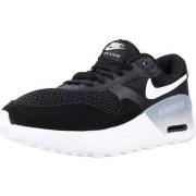 Baskets Nike SYSTM