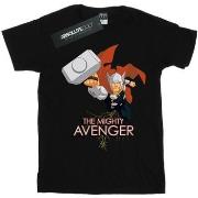 T-shirt Marvel The Mighty Avenger