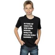 T-shirt enfant Marvel Times Of Crisis