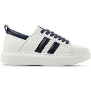 Baskets Alexander Smith Eco-Wembley Homme Blanc Bleu