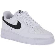 Baskets basses Nike Air Force 1 07