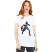 T-shirt Marvel Falcon Is Captain America