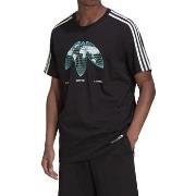 T-shirt adidas HF4906