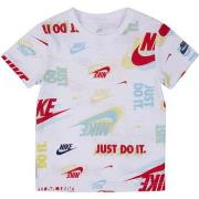 T-shirt enfant Nike 86K547