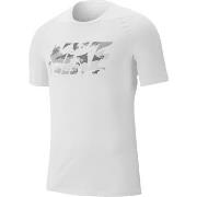 T-shirt Nike AT3107