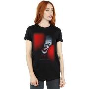 T-shirt It Chapter 2 Pennywise Behind The Balloons