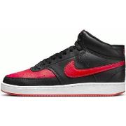 Baskets Nike DM8682