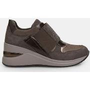 Mocassins Bata Sneakers pour femme avec semelle