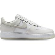 Baskets Nike Air Force 1 '07 LV8