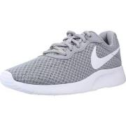 Baskets Nike TANJUN