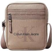 Sacoche Calvin Klein Jeans Sacoche bandouliere Ref 63216 m