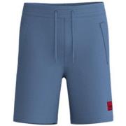 Short BOSS SHORT REGULAR FIT EN MOLLETON DE COTON BLEU AVEC ÉTIQUE