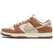 Baskets Nike Dunk Low Medium Curry