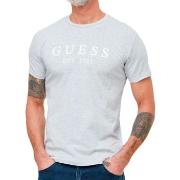 T-shirt Guess EST 1981