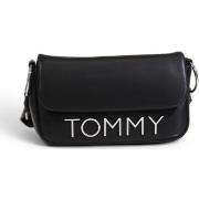 Sac Tommy Hilfiger TJW BOLD ELONGATED FLAP CROSS. AW0AW16258