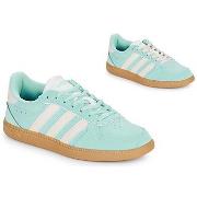 Baskets basses adidas BREAKNET SLEEK SUEDE