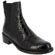 Boots Myma 8072my