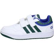 Baskets adidas IH7896