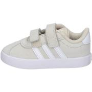 Baskets adidas IE1447