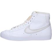 Baskets Nike FD6924-100