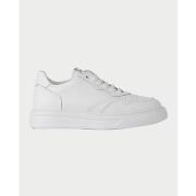 Baskets Exton Baskets basses homme perforées