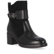 Bottines Chika 10 MONNA 04