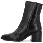 Boots Mjus -