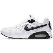 Baskets basses Nike AIR MAX IVO