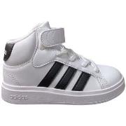 Baskets enfant adidas COURT