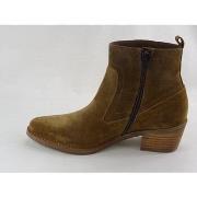 Boots Patricia Miller 5142