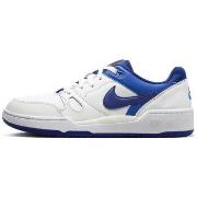 Baskets Nike FB1362 104