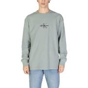 Sweat-shirt Calvin Klein Jeans CITY GRID LS TEE J30J325647