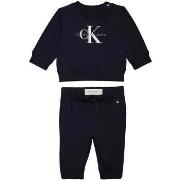 Ensembles de survêtement Calvin Klein Jeans -