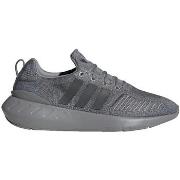 Baskets adidas Originals Swift Run 22