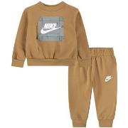 Ensembles de survêtement Nike -