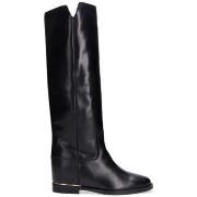 Bottes Via Roma 15 -