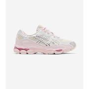 Baskets basses Asics Gel-Nyc Pink x Kicki Yang Zhang