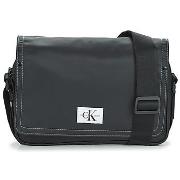 Porte document Calvin Klein Jeans SPORT ESSENTIALS F CAMERABAG29 W