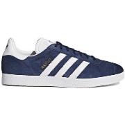 Chaussures adidas -