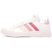 Baskets basses adidas ID3035