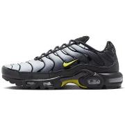 Baskets basses Nike AIR MAX PLUS