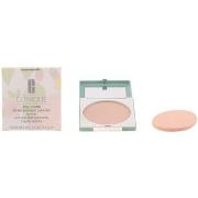 Blush &amp; poudres Clinique Stay Matte Sheer Poudre 02-stay Neutral