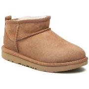 Boots UGG Botte Classic Ultra Mini