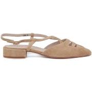 Chaussures Stephen Allen ZAPATO DESTALONADO CON TACON BAJO LIBBY BEIGE