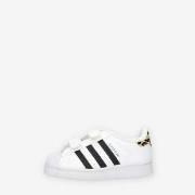 Baskets basses enfant adidas GW4064