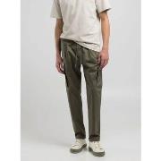 Pantalon Replay M9015 84909-810 PISTACHIO