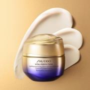 Shiseido Vital Perfection Uplifting and Firming Advanced Crème Enriche...